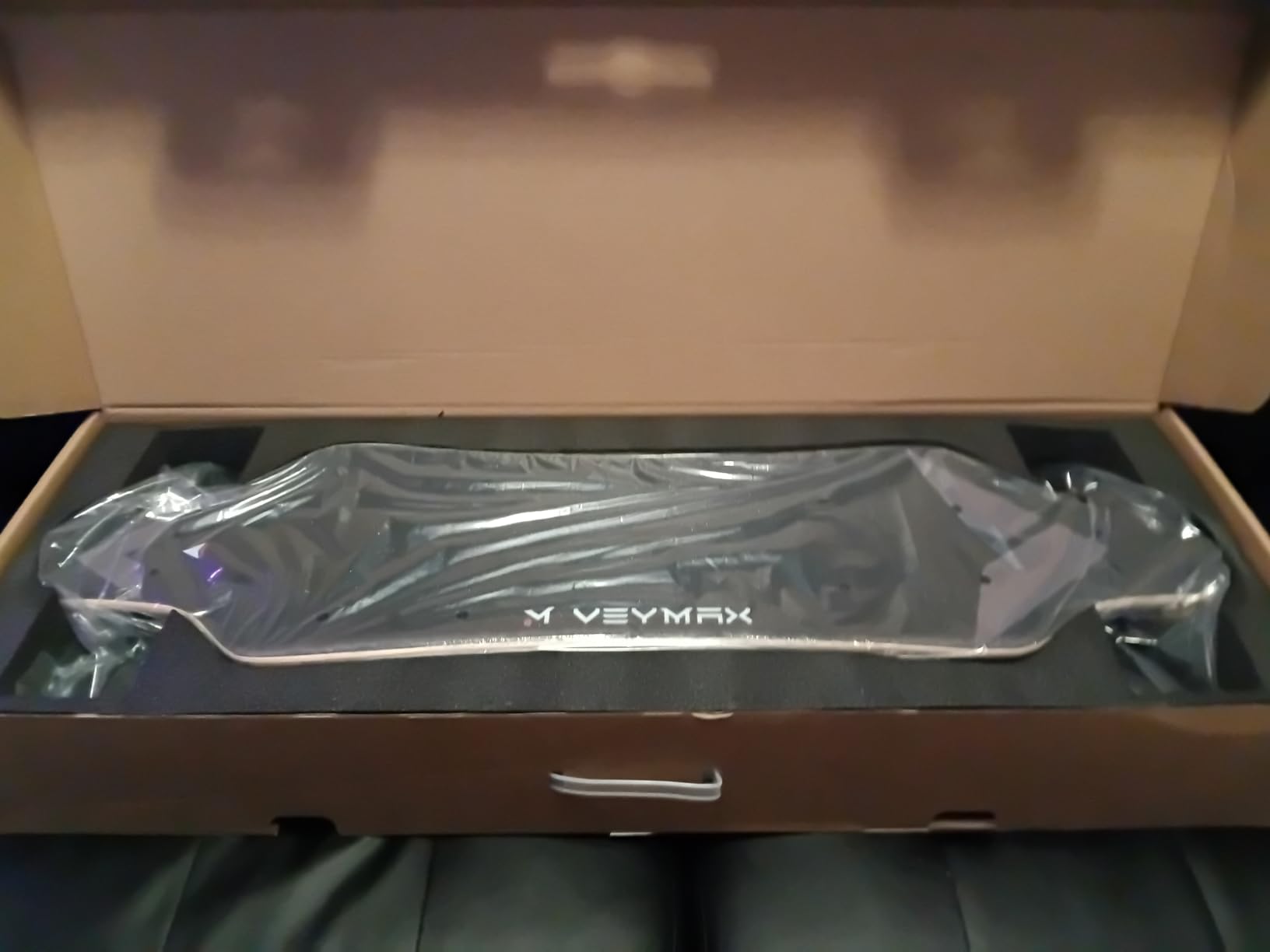 VeyMax X4/Cejour/Mini2 Electric Skateboard with Remote, 29 Mph Top Speed, 1100W Hub Motor, Electric Longboard for Adults & Teens Beginners Customer Review VeyMax X4/Cejour/Mini2 Electric Skateboard with Remote, 29 Mph Top Speed, 1100W Hub Motor, Electric Longboard for Adults & Teens Beginners - Customer Photo 2