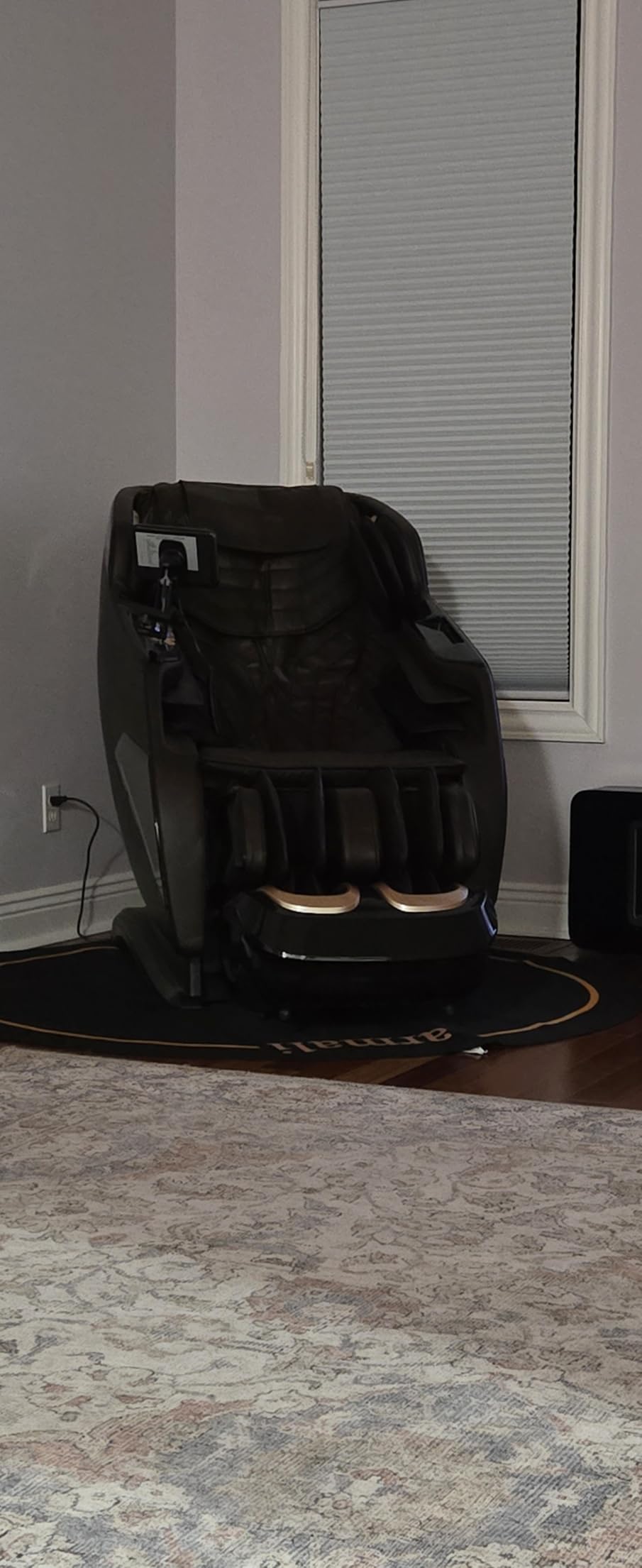 4D Massage Chairs Full Body, Zero Gravity SL-Track Shiatsu Massage Chair Recliner, Core Heating, 20 Massage Techniques, Deep Yoga Stretch, Foot Rollers, AI Voice, Touch Screen, Wireless Charging - Customer Photo 1