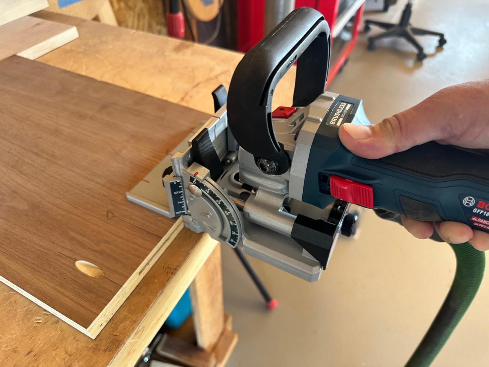 BOSCH GFF18V-086N 18V Brushless Biscuit Joiner - Cordless Woodworking Tool for Accurate Joints Customer Review BOSCH GFF18V-086N 18V Brushless Biscuit Joiner - Cordless Woodworking Tool for Accurate Joints - Customer Photo 2