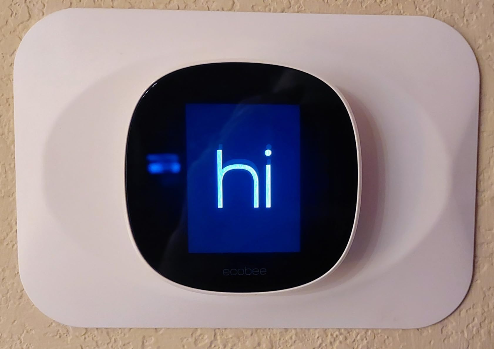ecobee Smart Thermostat Essential - Energy Star Certified programmable Wi-Fi Thermostat - Works with Siri, Alexa, and Google Assistant customer photo 1