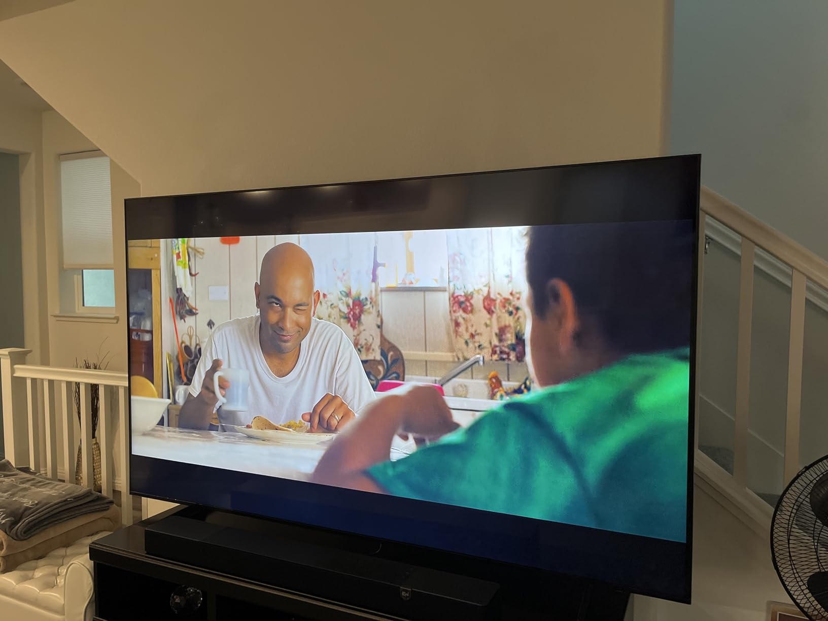 Samsung 55-Inch Class QLED Q7F Series Vision AI Smart TV (2025 Model, 55Q7F) Quantum HDR, Object Tracking Sound Lite, Q4 AI Gen1 Processor, 4K upscaling, Gaming Hub, Alexa Built-in customer photo 2