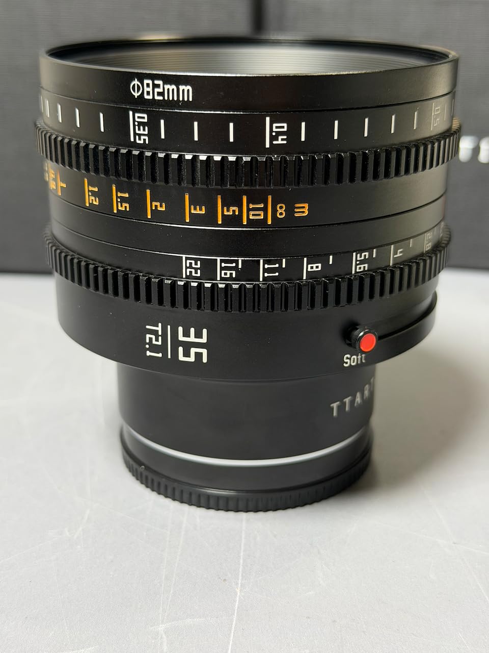 TTArtisan 35mm T2.1 Dual Bokeh Cine Lens, MF Full Frame Large Aperture Mirrorless Cameras Lens for Sony Camera A7R A7RII A7RIII A7RIV A7S A7SII A9 A6400 A6000 A6600 (for Sony E) Customer Review TTArtisan 35mm T2.1 Dual Bokeh Cine Lens, MF Full Frame Large Aperture Mirrorless Cameras Lens for Sony Camera A7R A7RII A7RIII A7RIV A7S A7SII A9 A6400 A6000 A6600 (for Sony E) - Customer Photo 2