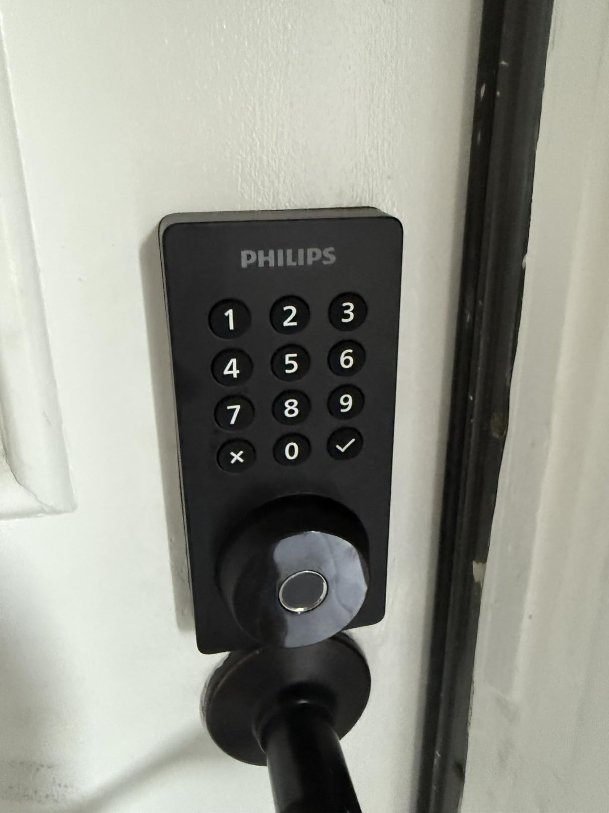 Philips Wi-Fi Door Lock, WiFi Smart Lock Keyless Entry Deadbolt for Front Door, Compatible with Alexa & Google Assistant, Remote Control, Built-in WiFi, APP Fingerprint Passcode Unlock, Auto Locking customer photo 2