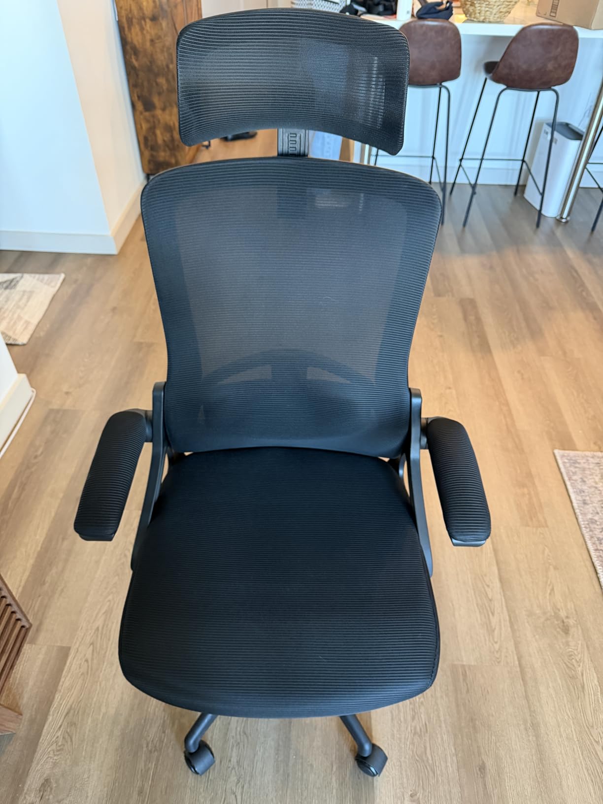 Fizzin Ergonomic Office Chair, 400 LBS Computer Chairs with Adjustable Lumbar Support, Breathable Mesh Desk Chair Ergonomic with Thickened Cushion, Comfy Home Office Desk Chair (Black) - Customer Photo 2