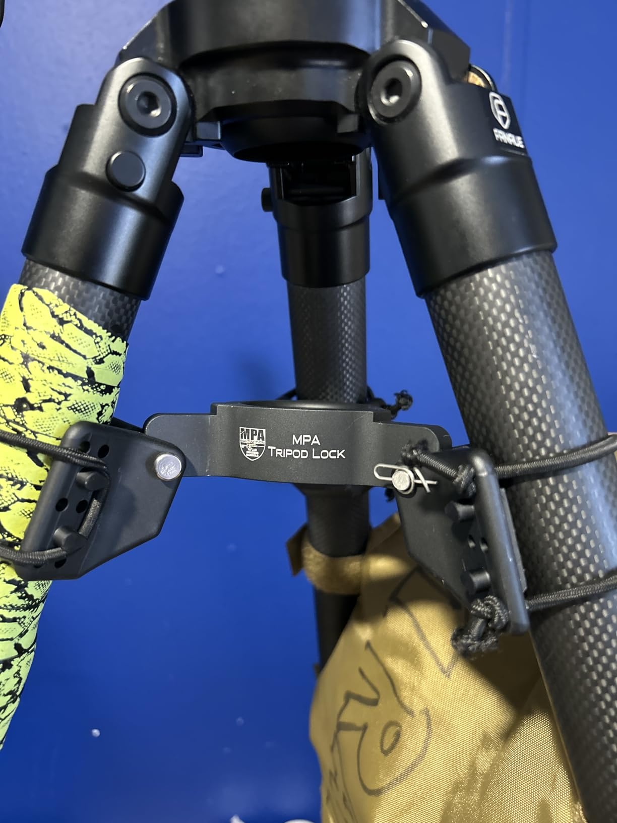 FANAUE HT-3630-65 Carbon Fiber Tripod with 65mm Ball Head – 360° Rotation, ARCA-Swiss Quick Release – 30KG Load, Lightweight & Heavy Duty,Photography, Hunting & Outdoor Activities Customer Review FANAUE HT-3630-65 Carbon Fiber Tripod with 65mm Ball Head – 360° Rotation, ARCA-Swiss Quick Release – 30KG Load, Lightweight & Heavy Duty,Photography, Hunting & Outdoor Activities - Customer Photo 1