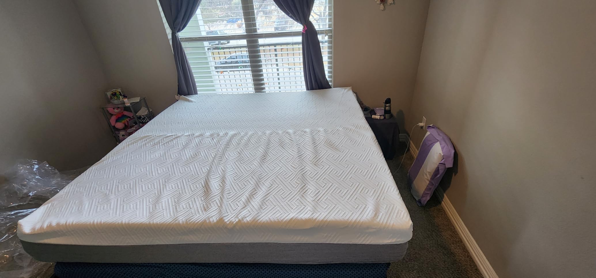 Novilla 8 Inch Twin XL Mattress, Gel Twin XL Memory Foam Mattress in a Box for Pressure Relief & Body Support & Cooling Sensation, CertiPUR-US Certified Safe Foams Customer Review Novilla 8 Inch Twin XL Mattress, Gel Twin XL Memory Foam Mattress in a Box for Pressure Relief & Body Support & Cooling Sensation, CertiPUR-US Certified Safe Foams - Customer Photo 2