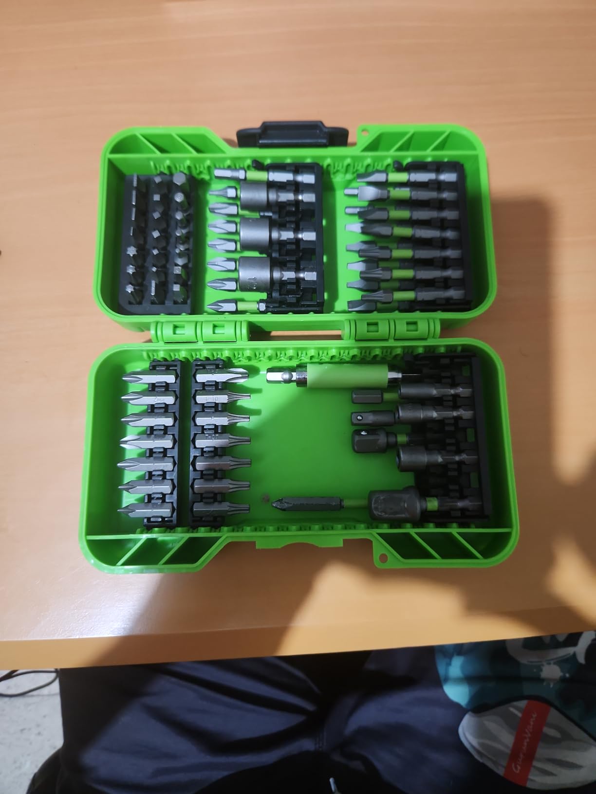 Greenworks 24V Cordless Brushless 400 in-lbs Drill/Driver + 1950 in-lbs Impact Driver Combo, High Torque, Lightweight, (2) 2.0Ah USB-C Batteries and 65W USB-C Fast Charger customer photo 1