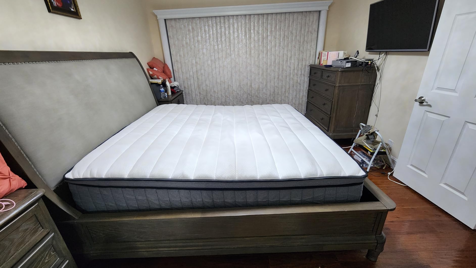 DIFAME California King Mattress 14 Inch, Gel Memory Foam Hybrid Firm King Bed Mattress in a Box with Independent Pocket Spring, Pressure & Back Pain Relief, Edge Support, 365-Night Trial Customer Review DIFAME California King Mattress 14 Inch, Gel Memory Foam Hybrid Firm King Bed Mattress in a Box with Independent Pocket Spring, Pressure & Back Pain Relief, Edge Support, 365-Night Trial - Customer Photo 1