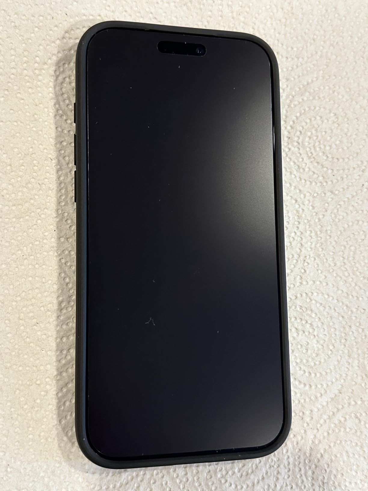 Spigen Ultra Hybrid MagFit for iPhone 17 Pro - Clear Case with Anti-Yellowing Technology, MagSafe Compatible Customer Review Spigen Ultra Hybrid MagFit for iPhone 17 Pro - Clear Case with Anti-Yellowing Technology, MagSafe Compatible - Customer Photo 1