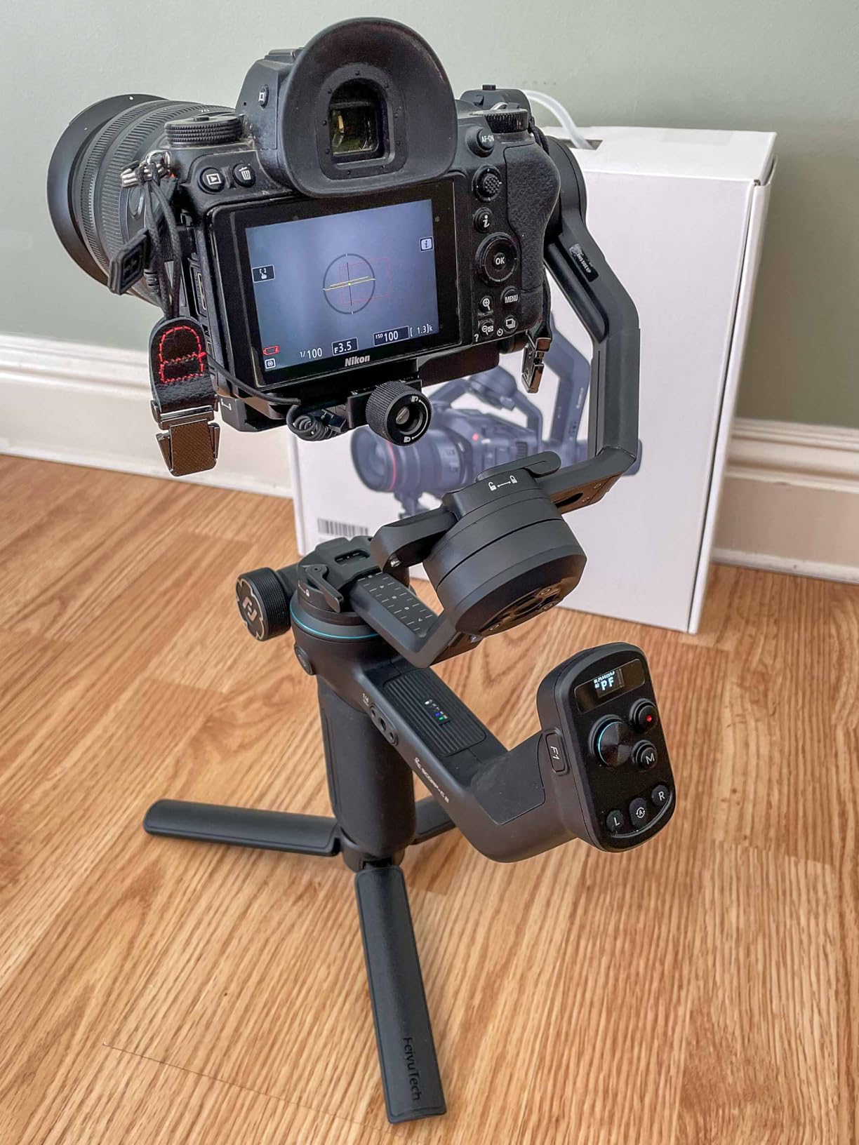 FeiyuTech SCORP-C2 AI Face Tracker Camera Gimbal,3-Axis Stabilizer for DSLR/Mirrorless Camera,for Sony Canon Panasonic Nikon Fujifilm Sigma BMPCC,Native Vertical Shoot,Max 7.72lbs,Smart Track Customer Review FeiyuTech SCORP-C2 AI Face Tracker Camera Gimbal,3-Axis Stabilizer for DSLR/Mirrorless Camera,for Sony Canon Panasonic Nikon Fujifilm Sigma BMPCC,Native Vertical Shoot,Max 7.72lbs,Smart Track - Customer Photo 4