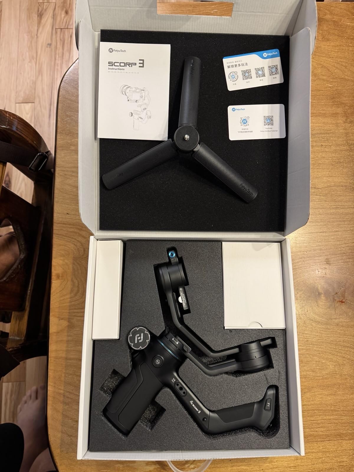 FeiyuTech SCORP 3 Gimbal Stabilizer, 3-Axis Camera Stabilizer for DSLR & Mirrorless, 7.72lb Payload, AI Tracking & Light, Detachable Handle for Low-Angle, Native Vertical for Sony A7SIII, Canon, Nikon Customer Review FeiyuTech SCORP 3 Gimbal Stabilizer, 3-Axis Camera Stabilizer for DSLR & Mirrorless, 7.72lb Payload, AI Tracking & Light, Detachable Handle for Low-Angle, Native Vertical for Sony A7SIII, Canon, Nikon - Customer Photo 1