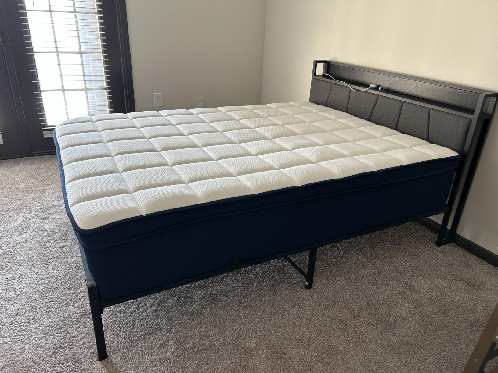 SUAYEA Cal King Mattress, 14 Inch California King Size Mattress in a Box, Medium Pocket Spring and Gel Memory Foam for Superior Comfort, Pressure Relief, Strong Edge Support Customer Review SUAYEA Cal King Mattress, 14 Inch California King Size Mattress in a Box, Medium Pocket Spring and Gel Memory Foam for Superior Comfort, Pressure Relief, Strong Edge Support - Customer Photo 2