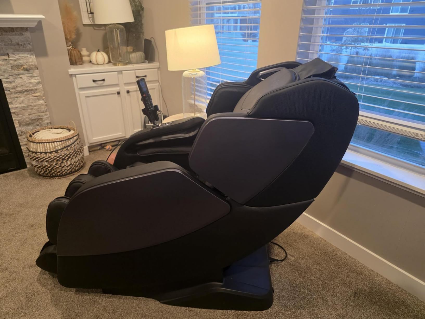 BOB AND BRAD iMaster Pro 4D Full Body Massage Chair, Co-Developed with Physical Therapists, 166° Zero Gravity SL-Track Recliner, Voice Control, Heat, Deep Tissue & Auto-Extend Calf for Tall Users - Customer Photo 1