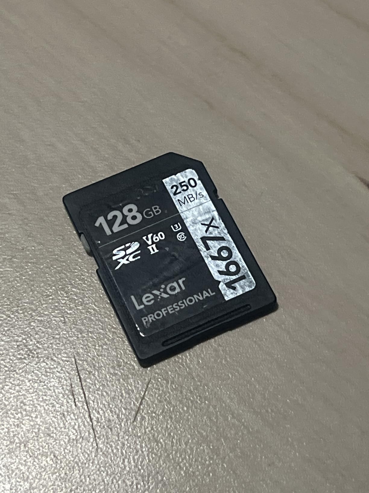 Lexar 128GB Armor Silver PRO SDXC Memory Card, UHS-II, C10, U3, V60, 6K UHD, Up to 280MB/s Read, Stainless Steel - Customer Photo 1