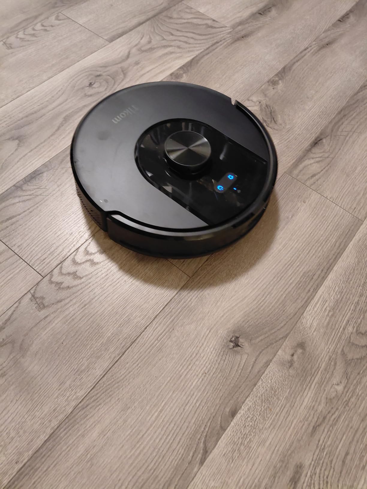 Tikom Robot Vacuum and Mop, 6000Pa Robotic Vacuum Cleaner with Self-Emptying Base, 90 Days Capacity, LiDAR Navigation, Home Mapping, Ideal for Pet Hair, Hard Floors, Carpet (L8000 Plus) customer photo 2