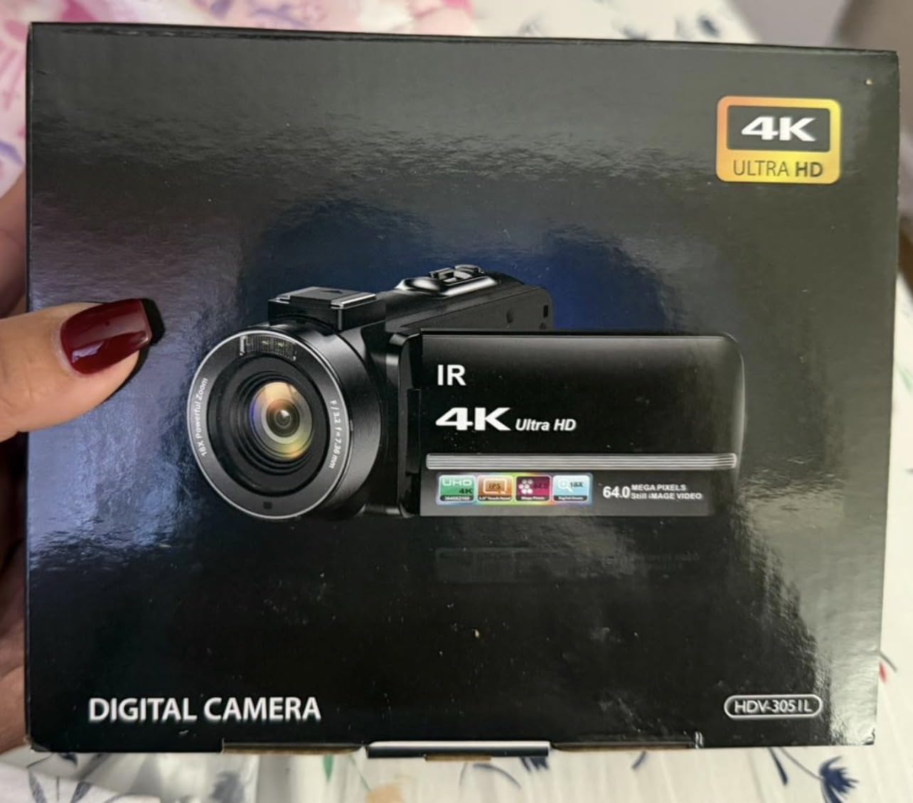 4K Video Camera Camcorder UHD 64MP Vlogging Camera for YouTube 18x Digital Zoom 3