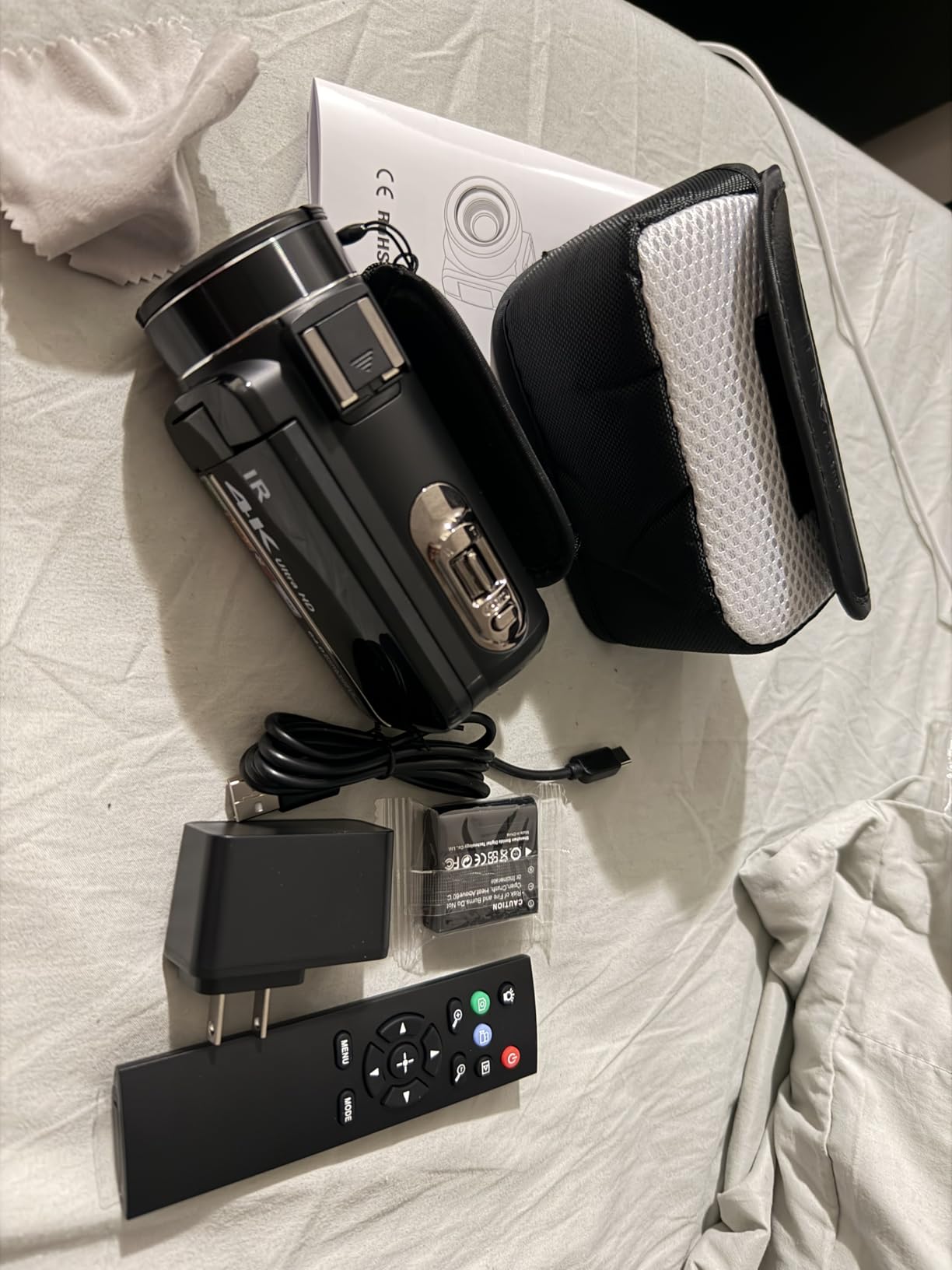 4K Video Camera Camcorder UHD 64MP Vlogging Camera for YouTube 18x Digital Zoom 3
