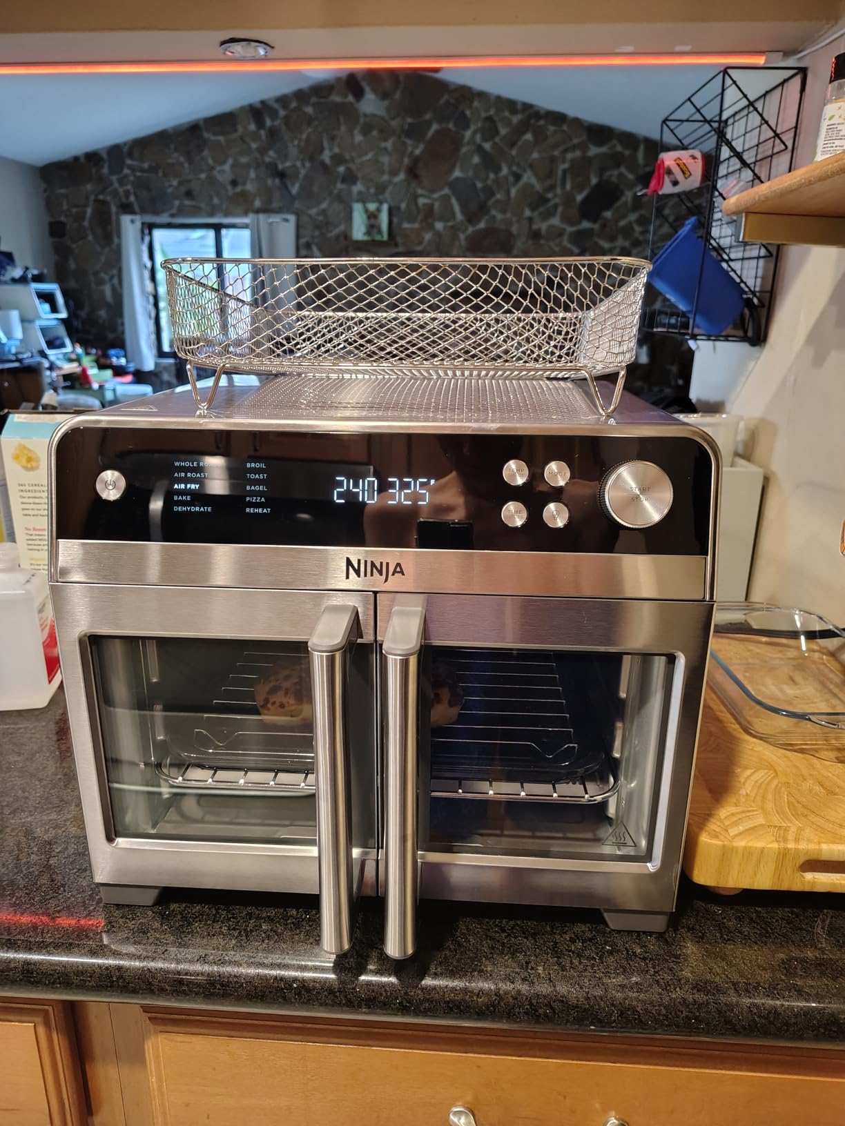 Ninja French Door Premier Air Fry Oven, 10-in-1, 20.3 Qt, Stainless, FO101 customer photo 1