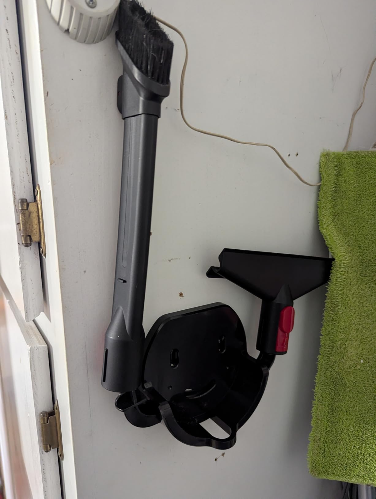Zyxrona Cordless Vacuum Cleaner, 450W/40Kpa Stick Vacuum with Powerful Suction, 50Min Vacuum Cleaner for Home, Anti-tangle and 1L Dust Cup, 8 in 1 Lightweight Vacuum for Hardwood Floor Carpet Pet Hair Customer Review Zyxrona Cordless Vacuum Cleaner, 450W/40Kpa Stick Vacuum with Powerful Suction, 50Min Vacuum Cleaner for Home, Anti-tangle and 1L Dust Cup, 8 in 1 Lightweight Vacuum for Hardwood Floor Carpet Pet Hair - Customer Photo 1