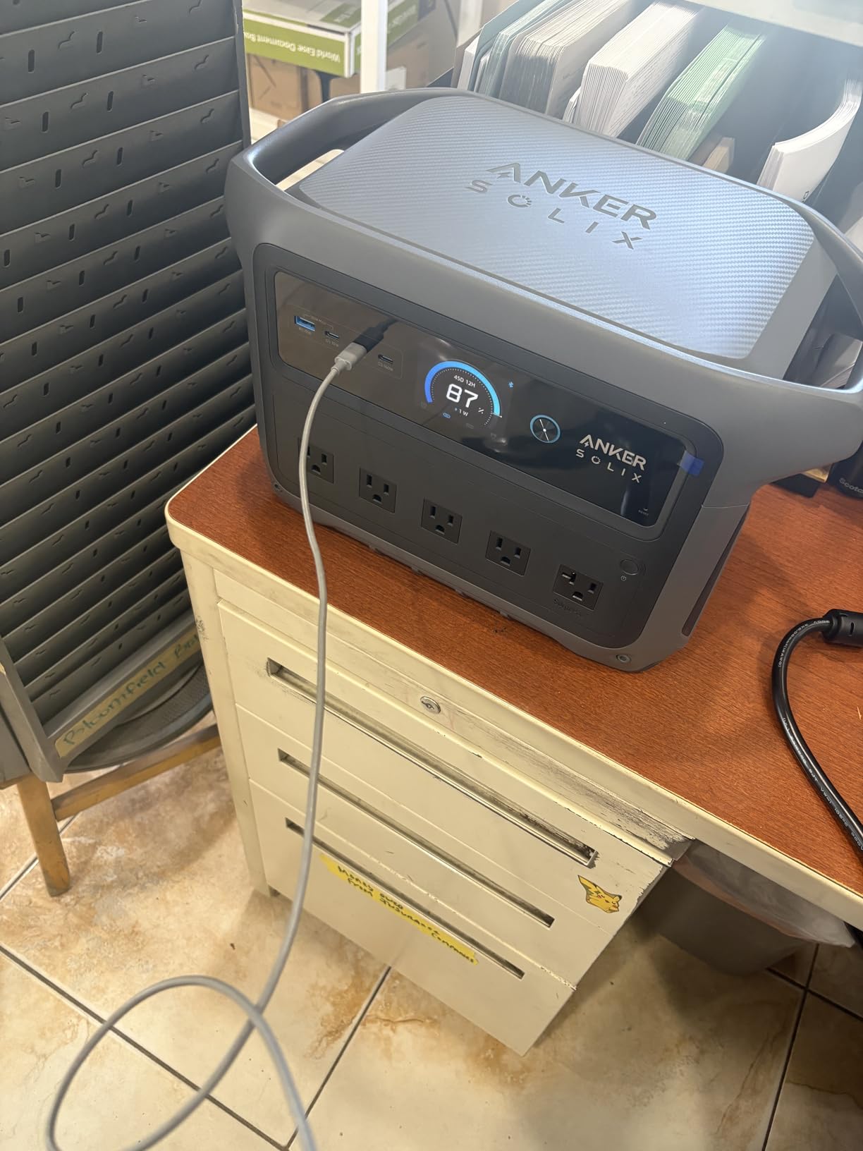 Anker SOLIX C1000 Gen 2 Portable Power Station, 2,000W (Peak 3,000W) Solar Generator, Full Charge in 49 Min, 1,024Wh LiFePO4 Battery for Home Backup, Power Outages, and Camping - Customer Photo 2