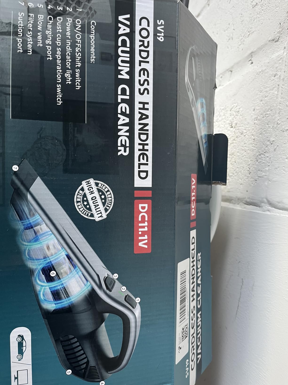 SAKOLD Car Vacuum Handheld Vacuum Cordless with Powerful Suction, Type-C Charge, 2 Suction Modes, 6-in-1 Portable Mini Vacuum for Home, Car, Office Desk, Keyboards - Customer Photo 1