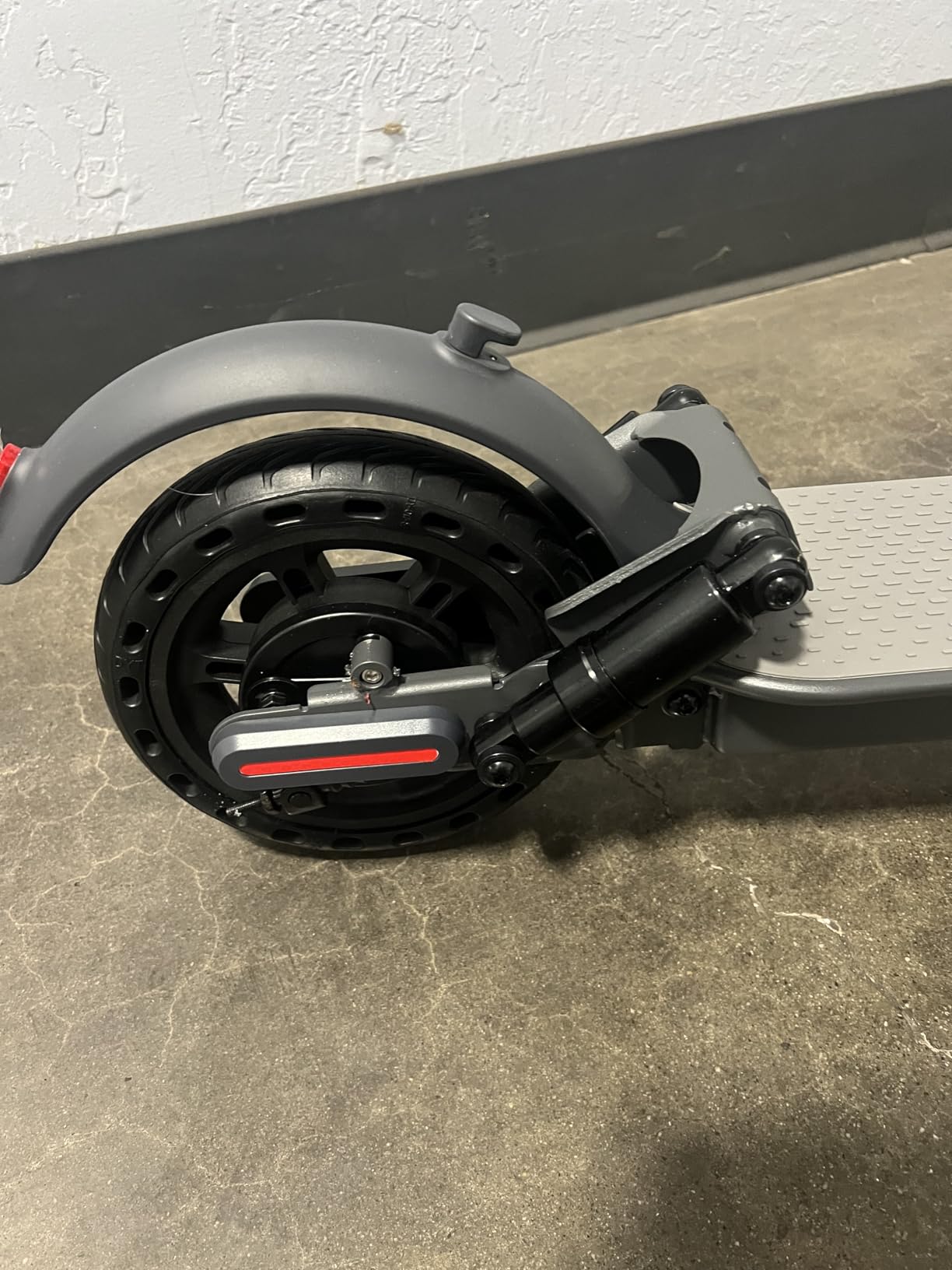 Electric Scooter for Adults, Teens & Big Kids, 350W/500W Motor Up to 19MPH/21MPH, 15/21/28 Miles Range, Foldable Lightweight Commuter E-Scooter with 8.5/10 InchTires, Optional Seat - Customer Photo 2