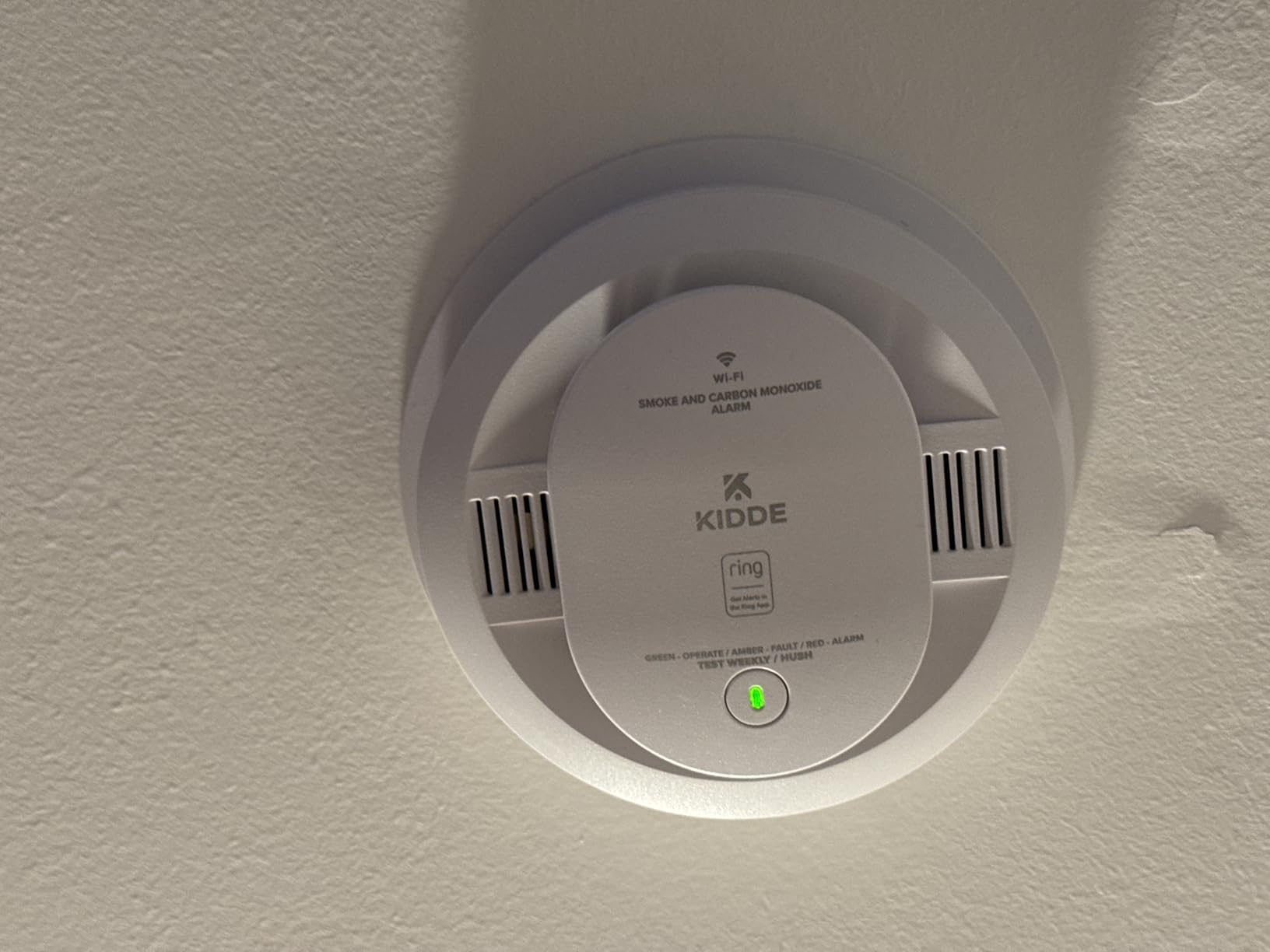 Kidde Smart Smoke and Carbon Monoxide Detector, Ring App Enabled for Real-Time Notifications, Wire-Free Interconnectivity, AA Battery Powered customer photo 2