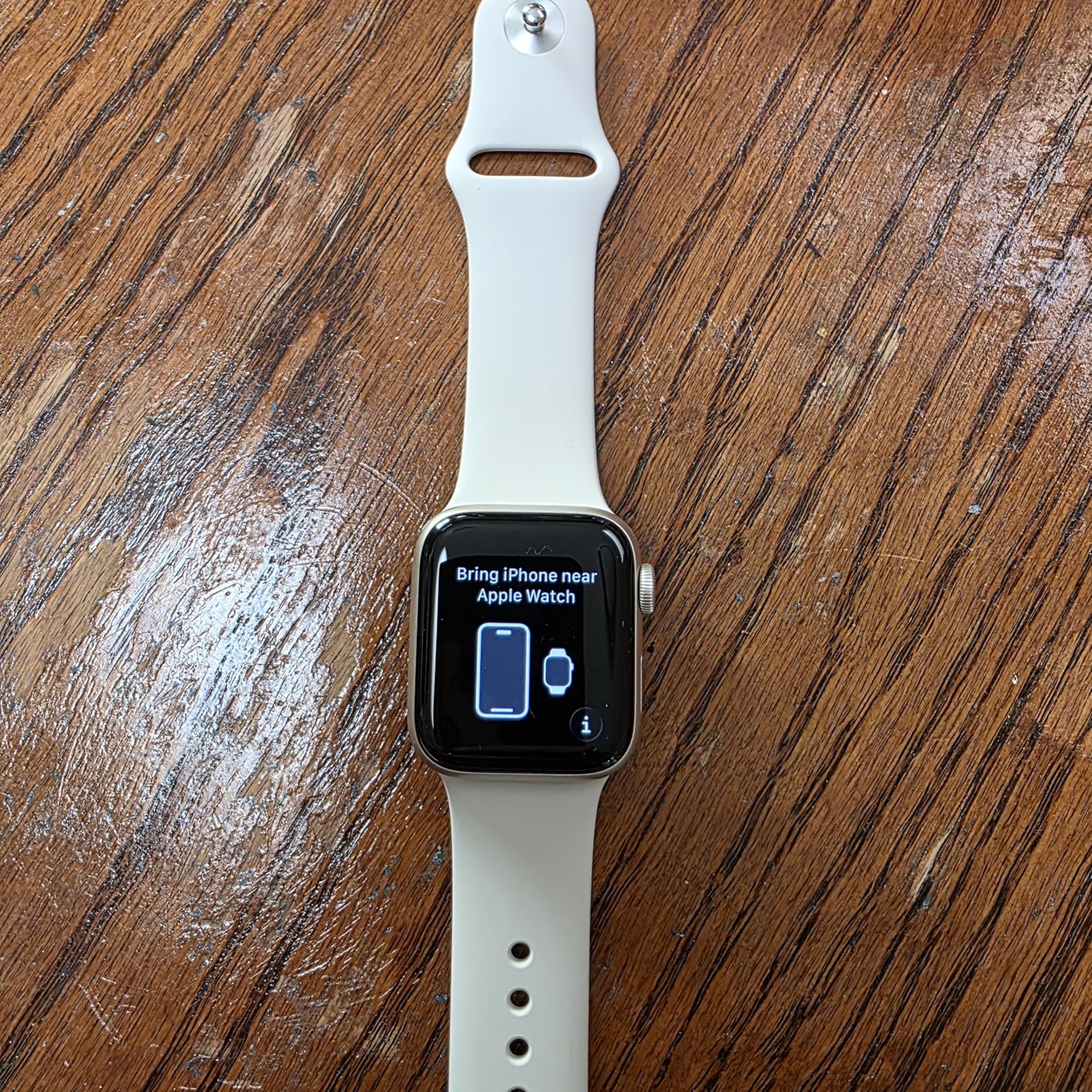 Watch SE 3 [GPS 40mm] Smartwatch with Starlight Aluminum Case with Starlight Sport Band - S/M. Fitness and Sleep Trackers, Heart Rate Monitor, Always-On Display, Water Resistant customer photo 2