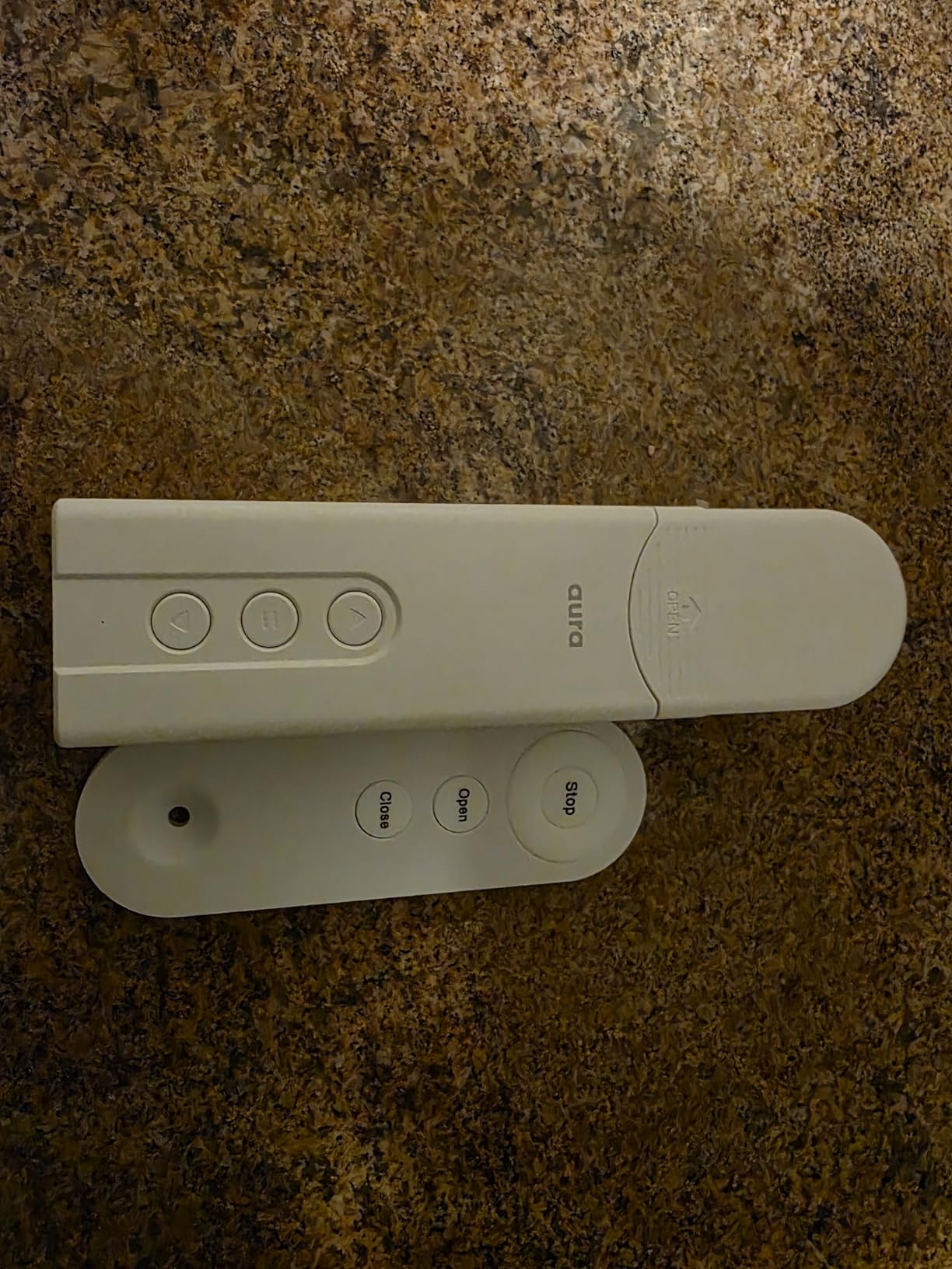 Aura Roller Smart Shade Driver, Remote Control & WiFi Dongle | Automate Existing Blinds | Beaded Window Shade Compatible | Rechargeable Long-Life Battery | Set Up Schedules | Hands Free Voice Control Customer Review Aura Roller Smart Shade Driver, Remote Control & WiFi Dongle | Automate Existing Blinds | Beaded Window Shade Compatible | Rechargeable Long-Life Battery | Set Up Schedules | Hands Free Voice Control - Customer Photo 1