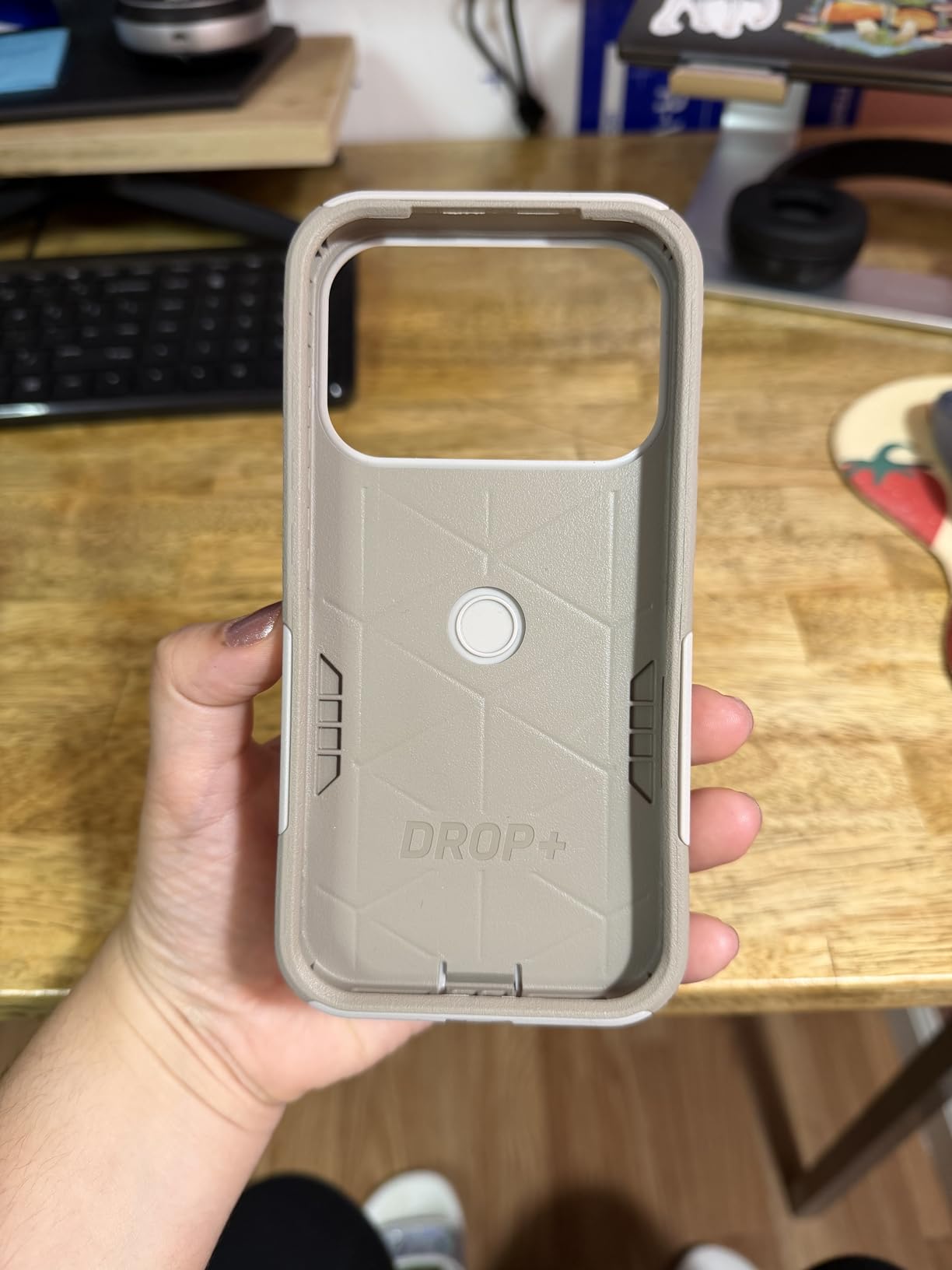 OtterBox iPhone 17 Commuter Series Case - Black - Thin & Protective iPhone Case Customer Review OtterBox iPhone 17 Commuter Series Case - Black - Thin & Protective iPhone Case - Customer Photo 2