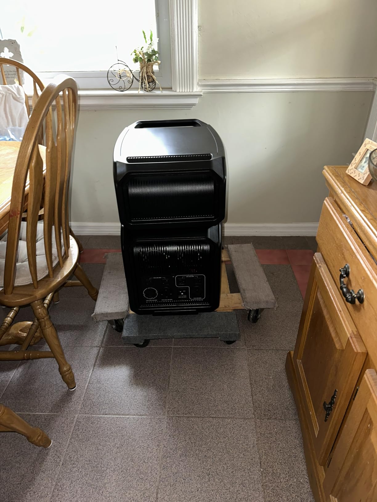 OUPES Guardian 6000 Solar Generator Kit: 4608Wh Power Station with 6000W Output (7200W Boost), 120V/240V Dual Voltage, 2x240W Solar Panels for Off-Grid Home Backup & Emergency Power Customer Review OUPES Guardian 6000 Solar Generator Kit: 4608Wh Power Station with 6000W Output (7200W Boost), 120V/240V Dual Voltage, 2x240W Solar Panels for Off-Grid Home Backup & Emergency Power - Customer Photo 2