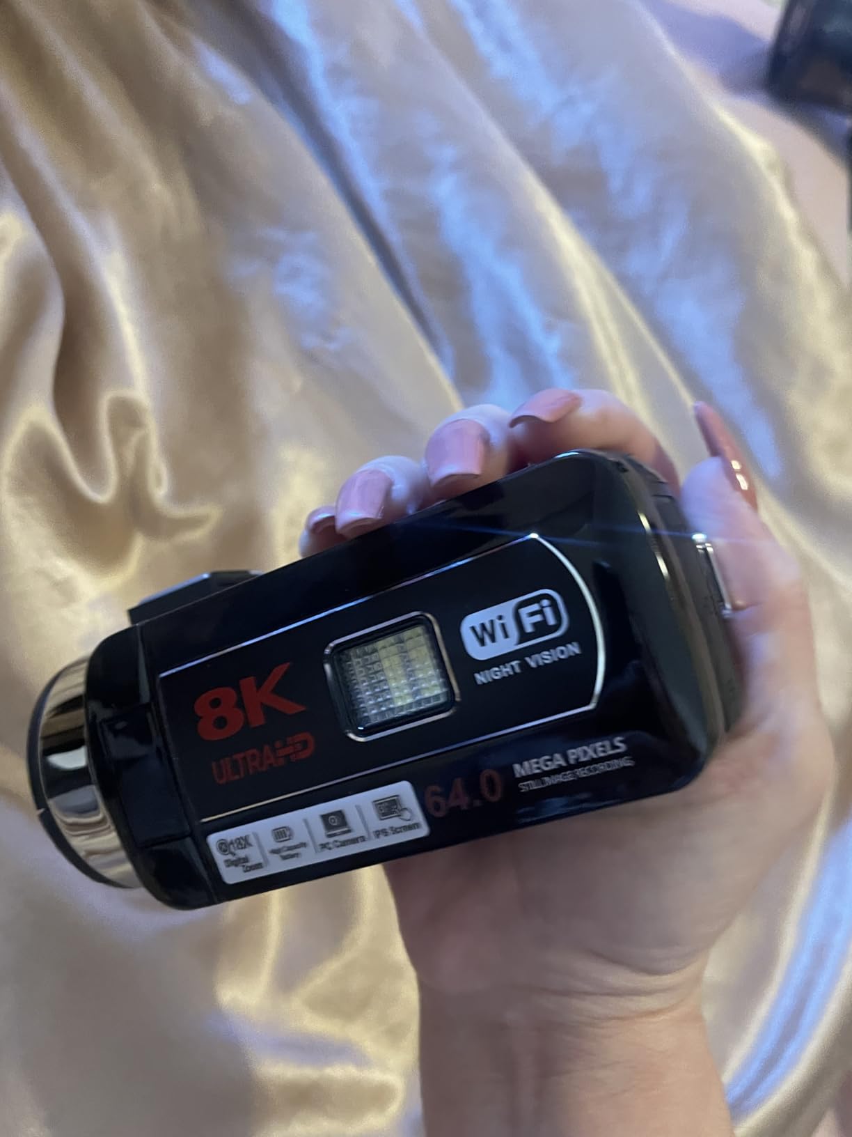 8K Video Camera Camcorder 64MP YouTube Vlogging Cameras IR Night Vision WiFi Webcam Camcorders with 18X Digital Zoom 3.0