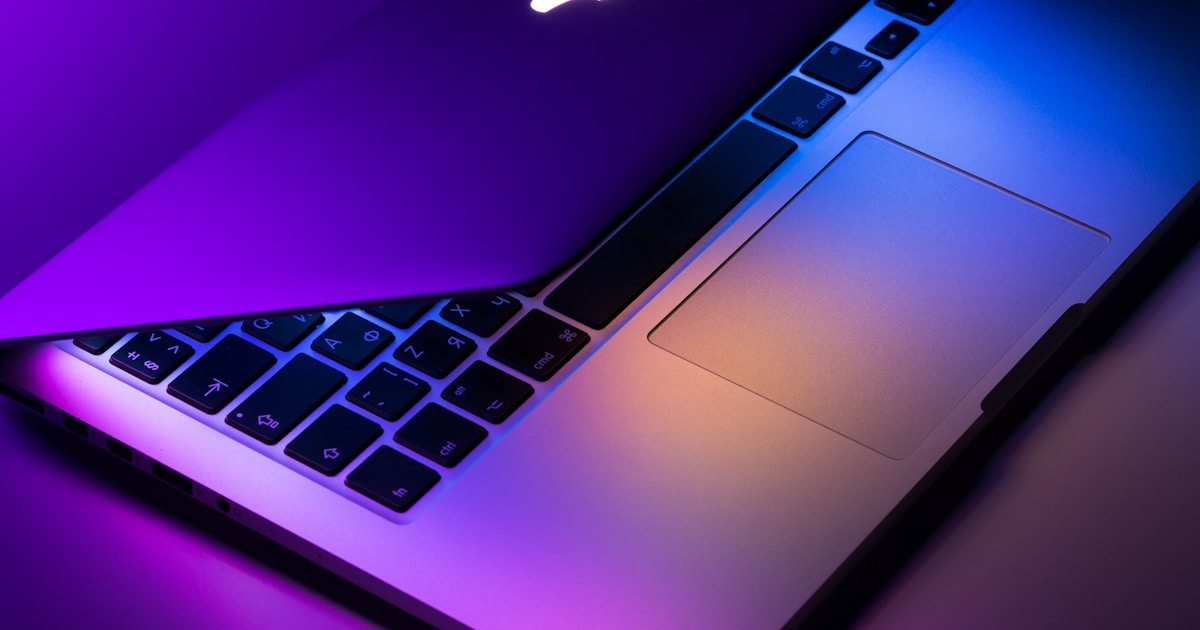 Best MacBook Pro Deals [cy]: Expert Reviews & Comparisons - rosenberryrooms