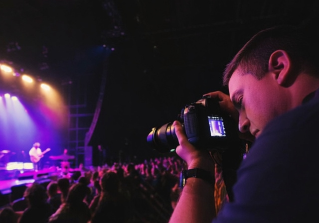 Best Lenses for Concert Photography [cy]: 12 Expert-Tested Picks - rosenberryrooms