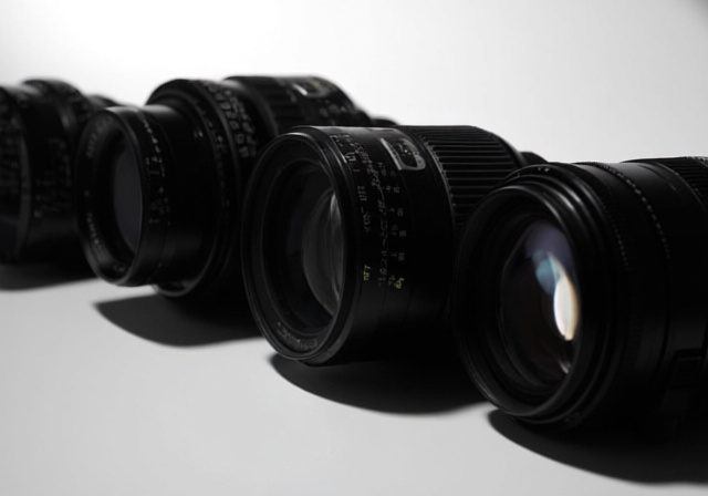 Best f/1.8 Lenses: 12 Prime Lenses Tested for Every Budget - rosenberryrooms