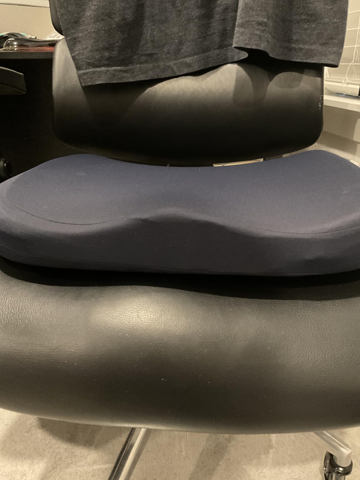 Tempur-Pedic Seat Cushion, Medium , Dark Navy Blue customer photo 1