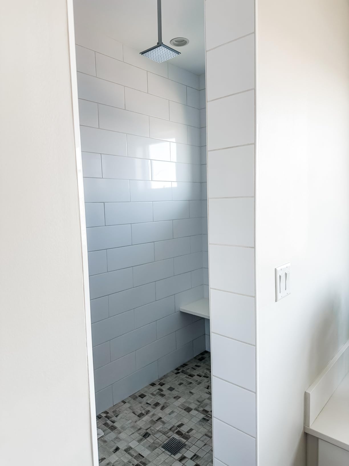 Euphoria Cube Rain Shower Head, 2.5 GPM, Starlight Chrome customer photo 1
