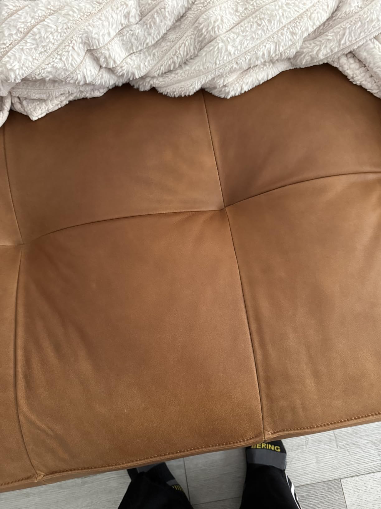 Weiman Leather Cleaner and Conditioner for Furniture - Cleans Conditions and Restores Leather Surfaces - UV Protectants Help Prevent Cracking or Fading of Leather Car Seats, Shoes, Purses customer photo 2