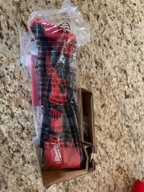 Milwaukee 2626-20 M18 18V Lithium Ion Cordless 18,000 OPM Orbiting Multi Tool customer photo 2
