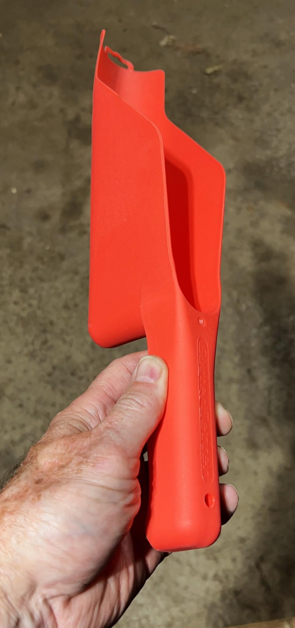 Amerimax Home Products 8300 Getter Gutter Scoop, Red customer photo 2