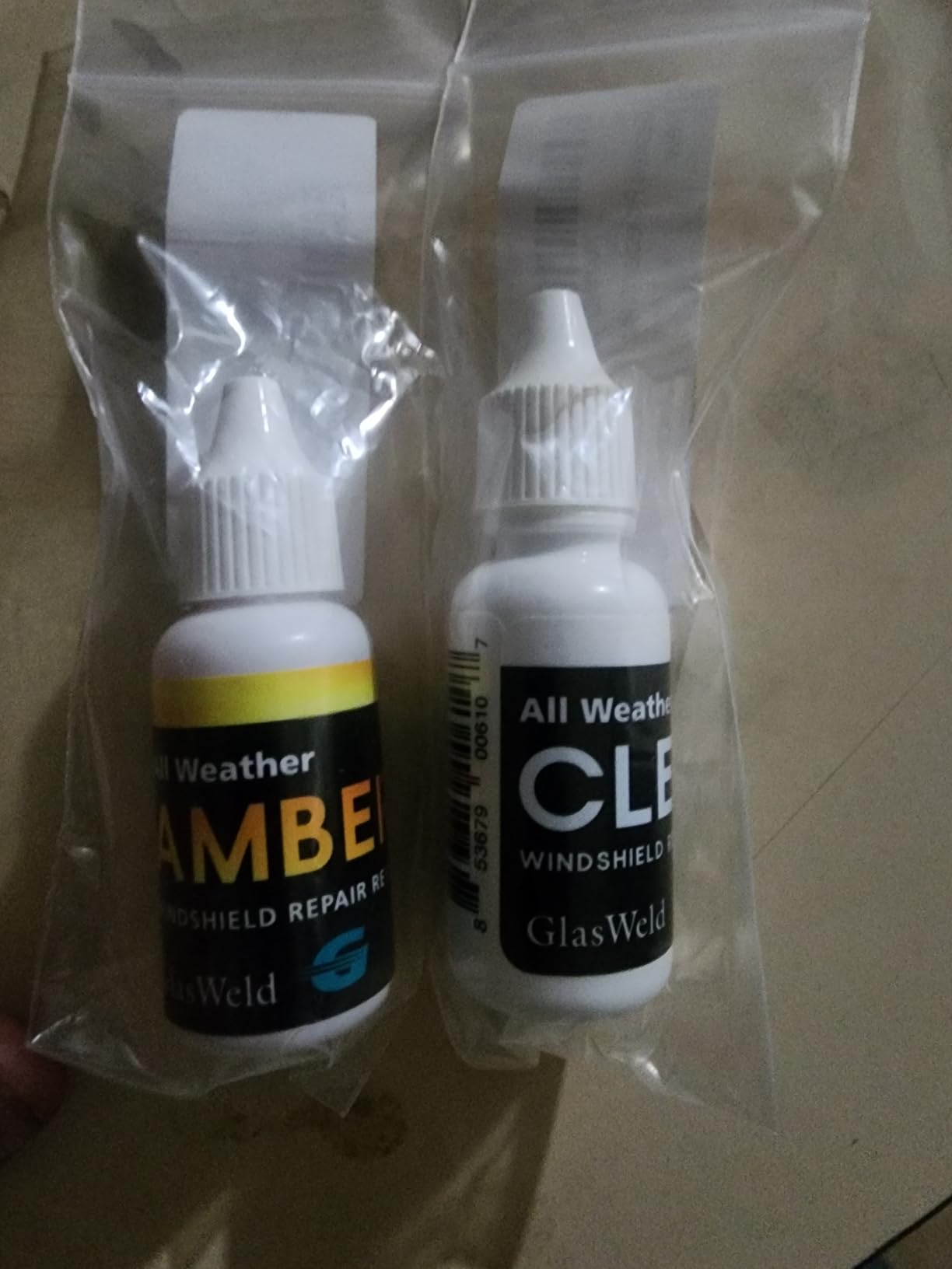 GlasWeld Windshield Repair Resin - Liquid Auto Windshield Chip Repair Kit for Glass Crack & Damage - Clear Tint for Reduced Visibility - All-Weather Liquid Resin with Zoom Injector & UV Curing Lights customer photo 1