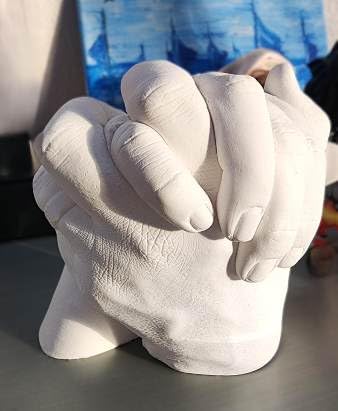 Luna Bean Hand Casting Kit – The Original Hand Mold Kit for Couples – Valentines Day Gifts for Her and Him - Anniversary Engagement Gifts for Women Men Mom Wife Boyfriend Girlfriend Wedding Bridal Customer Review Luna Bean Hand Casting Kit – The Original Hand Mold Kit for Couples – Valentines Day Gifts for Her and Him - Anniversary Engagement Gifts for Women Men Mom Wife Boyfriend Girlfriend Wedding Bridal - Customer Photo 1