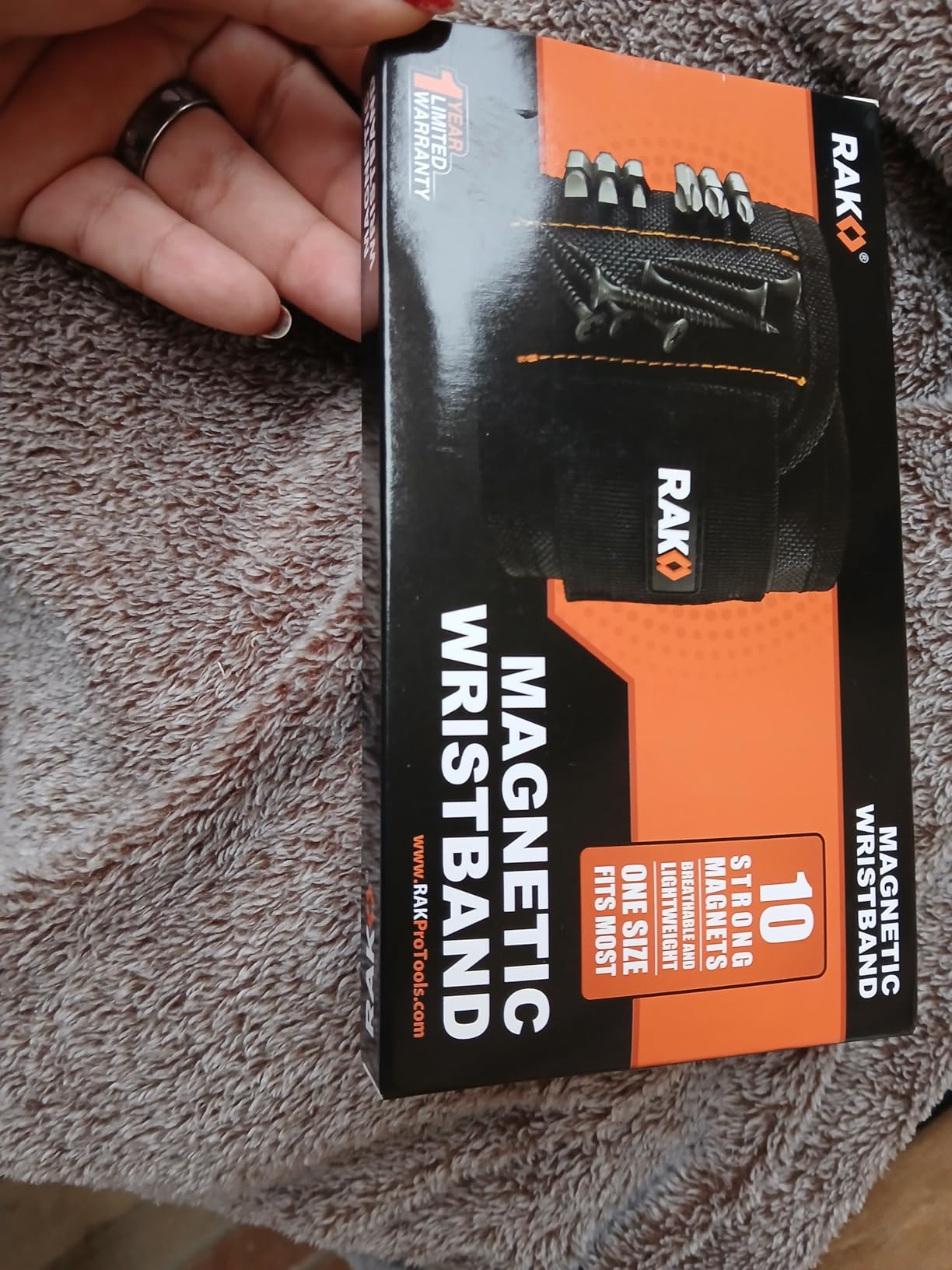 RAK Magnetic Wristband Gifts for Men - Premium Tool Belt for Holding Screws Nails - Customer Photo 2