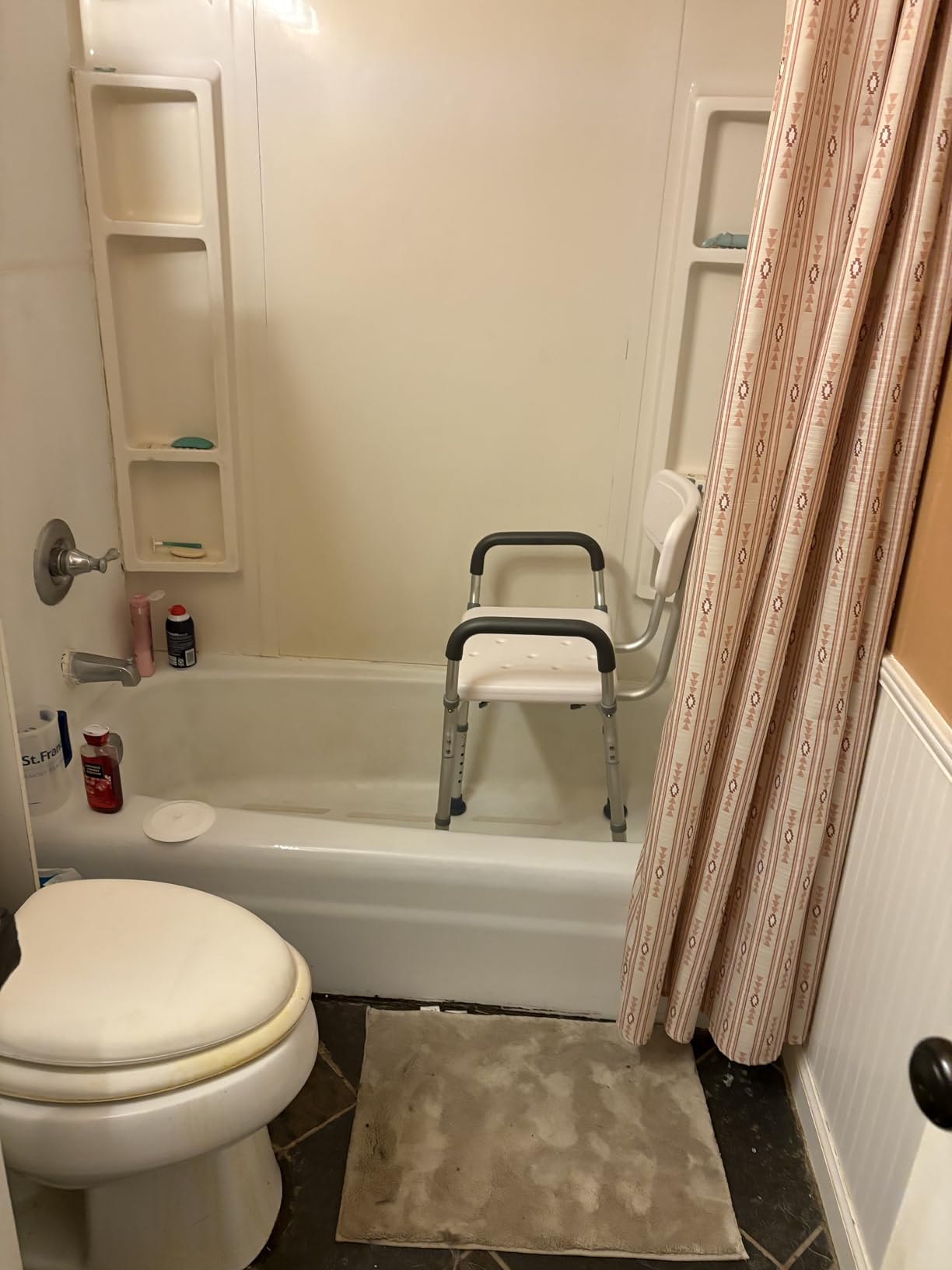 Vaunn Medical Deluxe Spa Shower Chair with Arms and Back, Bath Seat for Seniors, 350 lbs Max Weight, White With Light Gray Arms customer photo 1