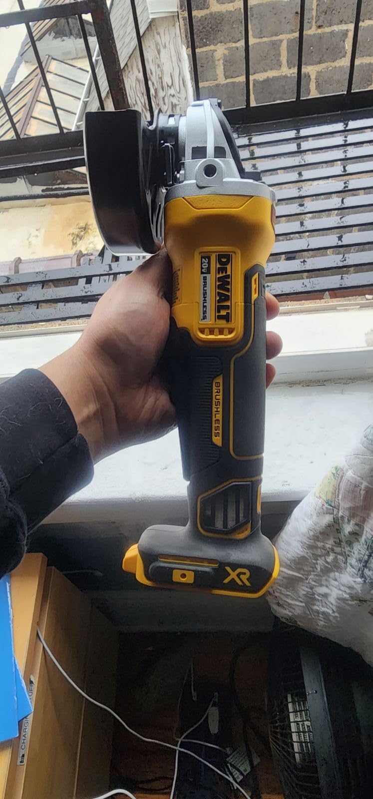 DEWALT 20V MAX Angle Grinder Tool Cordless Brushless, 4 1/2 Inch, with Paddle Switch and Kickback Brake, Tool Only (DCG413B) Customer Review DEWALT 20V MAX Angle Grinder Tool Cordless Brushless, 4 1/2 Inch, with Paddle Switch and Kickback Brake, Tool Only (DCG413B) - Customer Photo 3