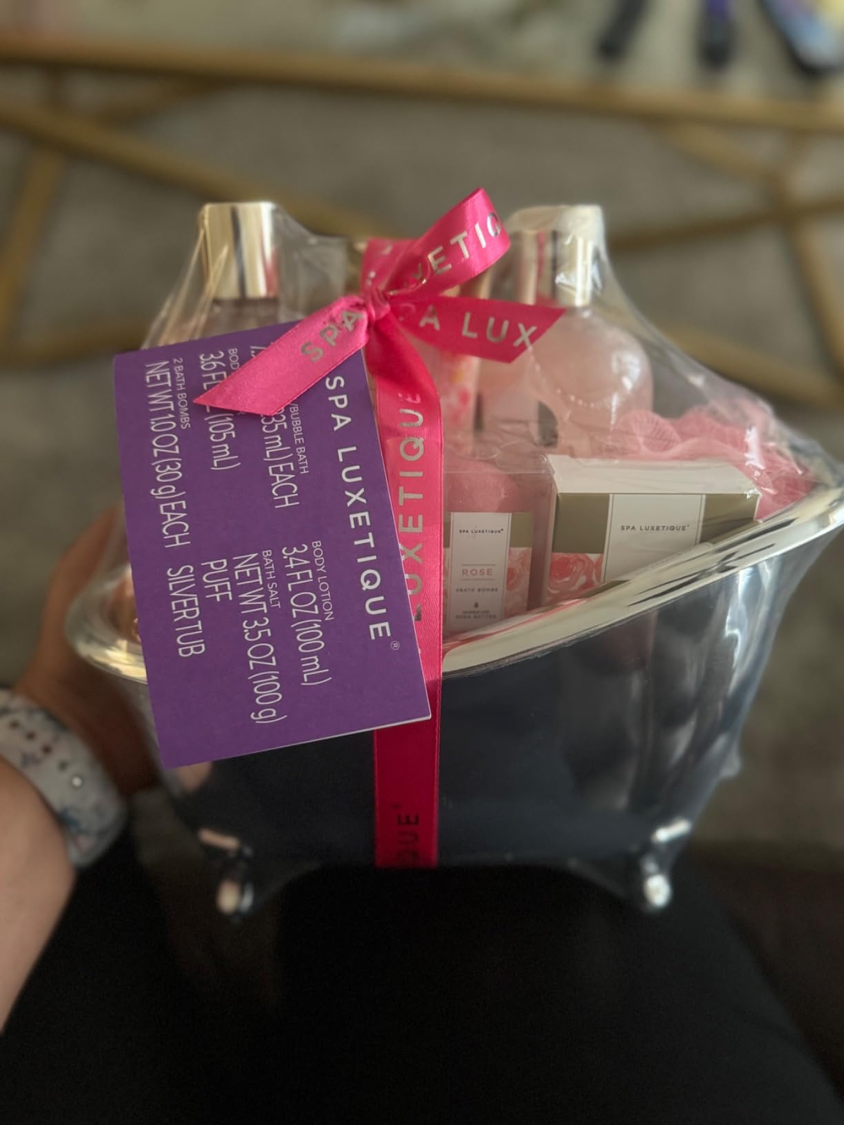 spa luxetique Gift Set For Women, Bath Sets for Women Gift, 8 Pcs Rose Spa Basket Includes Bubble Bath, Shower Gel, Body Lotion, Mom Birthday Gifts, Mother's Day Gift, Valentines Day Gifts for Her Customer Review spa luxetique Gift Set For Women, Bath Sets for Women Gift, 8 Pcs Rose Spa Basket Includes Bubble Bath, Shower Gel, Body Lotion, Mom Birthday Gifts, Mother's Day Gift, Valentines Day Gifts for Her - Customer Photo 2