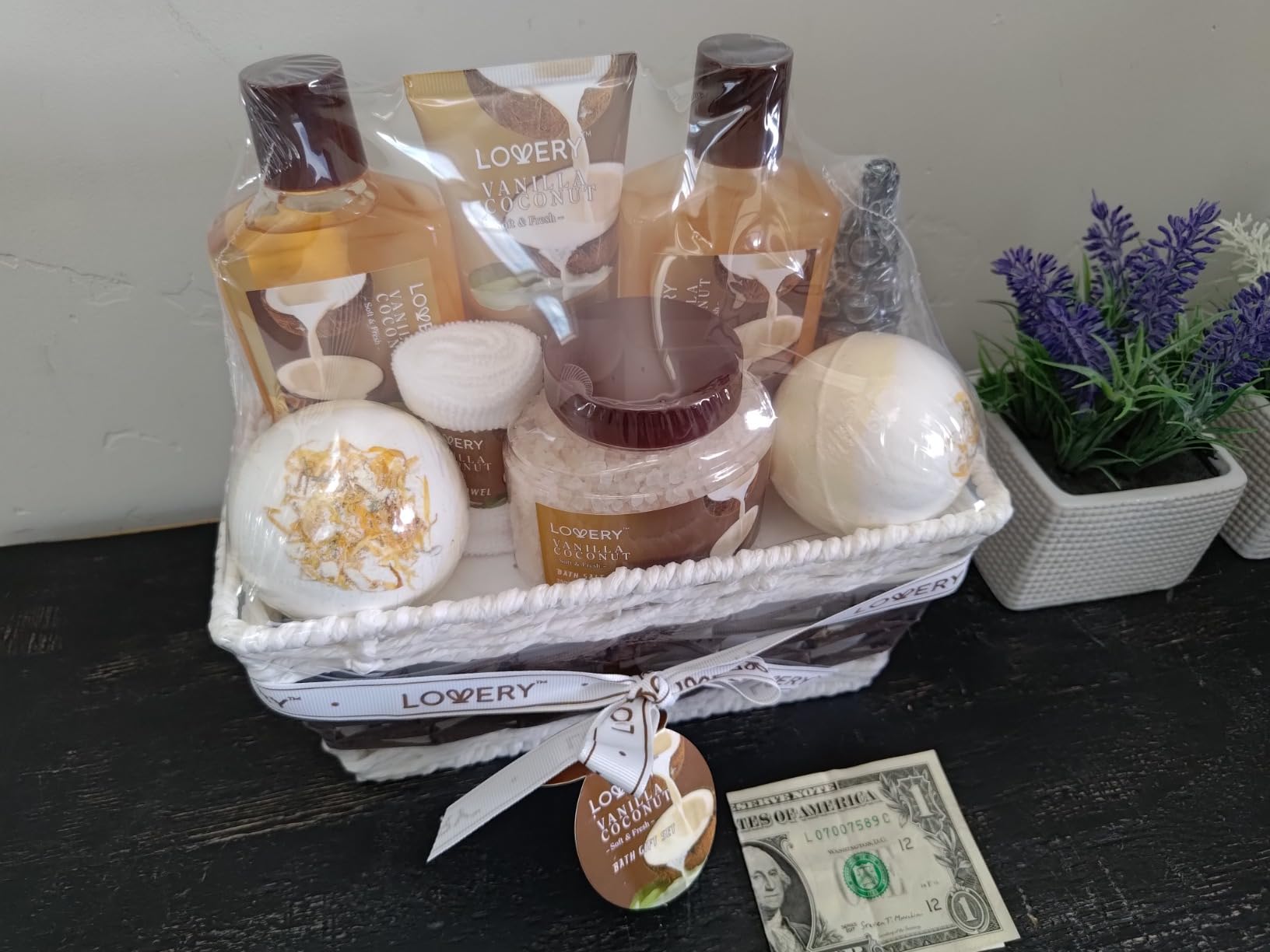 Gifts For Women Gift Basket for Women– 9 Piece Set of Vanilla Coconut Home Spa Set, Luxurious Valentines Day Gifts for Her, Bath and Body Sets Includes Fragrant Lotions, Large Bath Bombs, Coconut Oil Customer Review Gifts For Women Gift Basket for Women– 9 Piece Set of Vanilla Coconut Home Spa Set, Luxurious Valentines Day Gifts for Her, Bath and Body Sets Includes Fragrant Lotions, Large Bath Bombs, Coconut Oil - Customer Photo 4