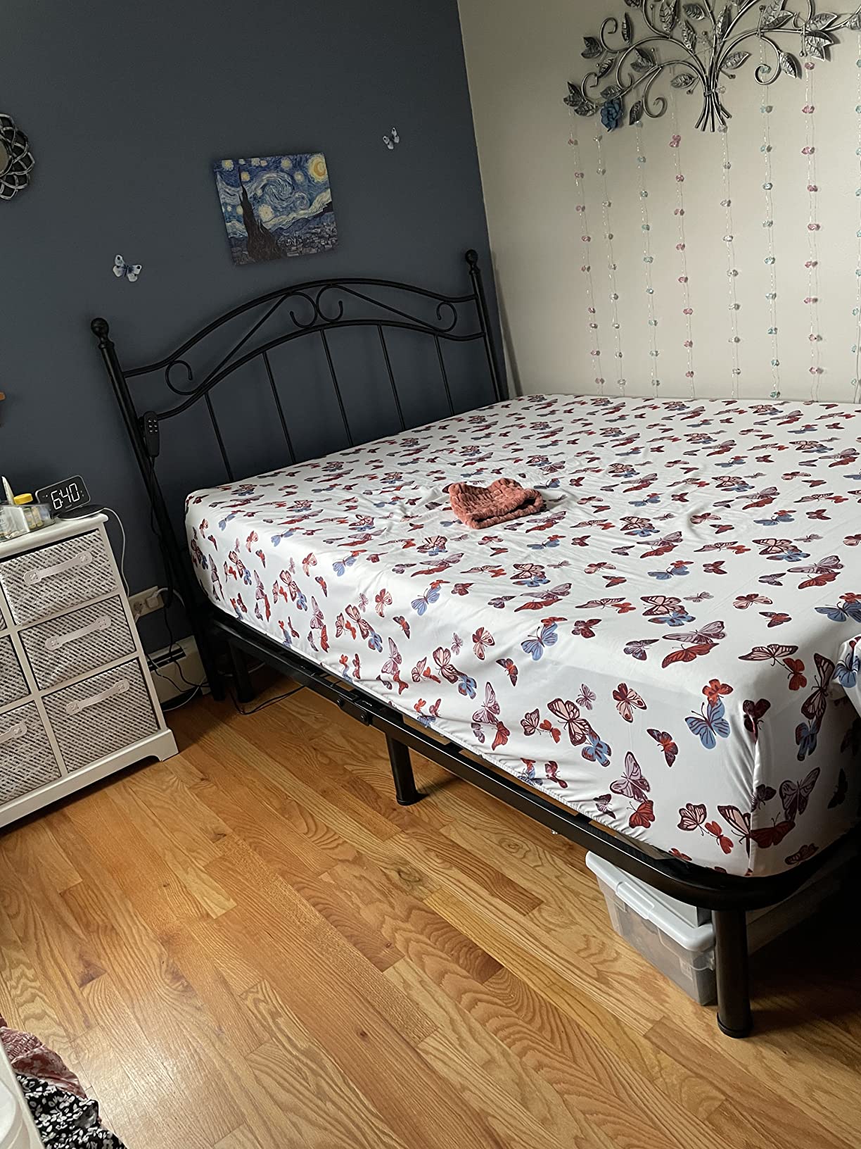 Linenspa Adjustable Bed Frame - Independent Head and Foot Incline - Powerful Quiet Motor - Easy Toolless Assembly - Lounging - TV - Working - Reading - Ergonomic - Electric Bed Base - Full Size customer photo 2