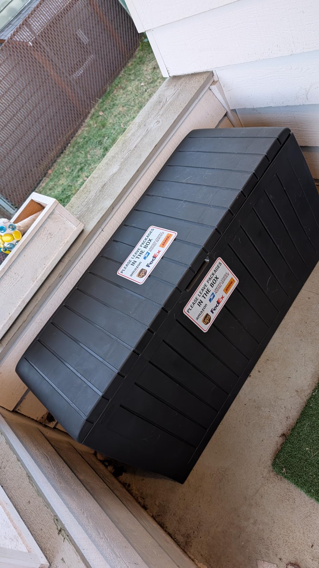 Keter Marvel Plus 71 Gallon Resin Outdoor Storage Box for Patio, Balcony & Garden - Weather-Resistant Deck Box for Cushions, Pool Floats & Tools, Dark Grey customer photo 2