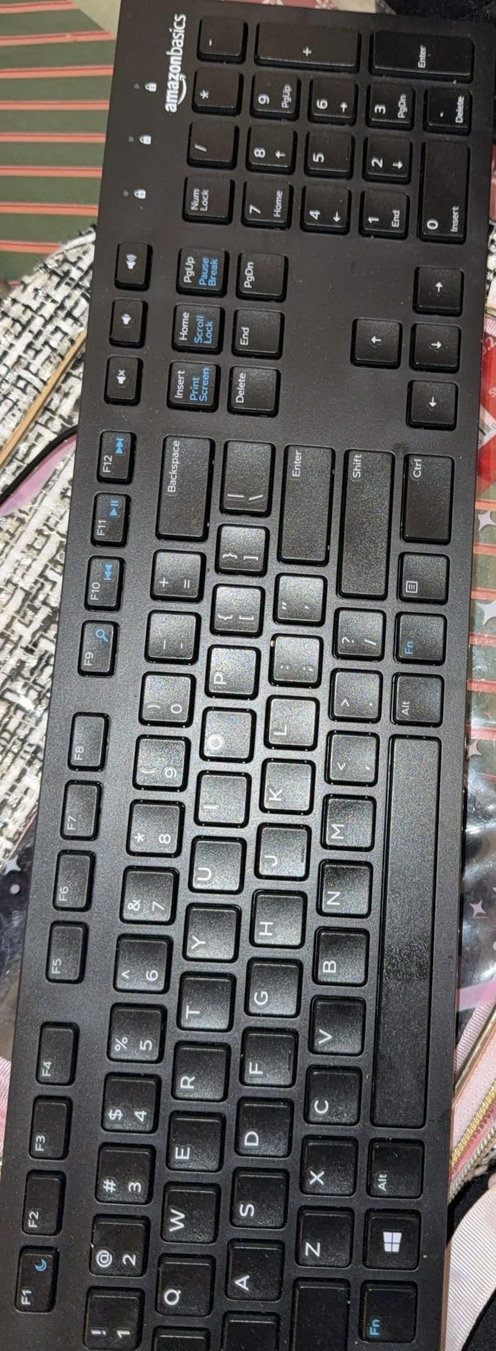 Amazon Basics Wired QWERTY Keyboard, Works with Windows, Plug and Play, Easy to Use with Media Control, Full-Sized, Black customer photo 1
